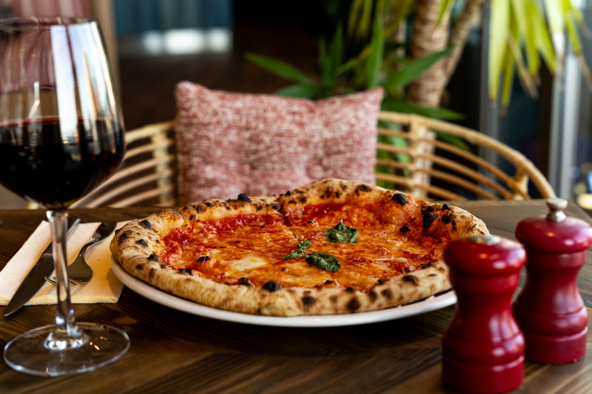 Pizza and wine